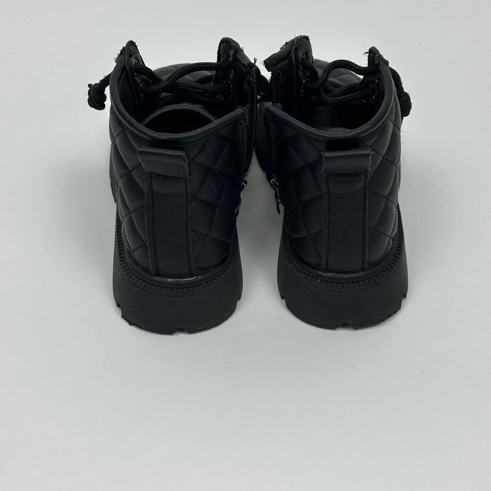 Girl's Quilted Zipped Ankle Boots